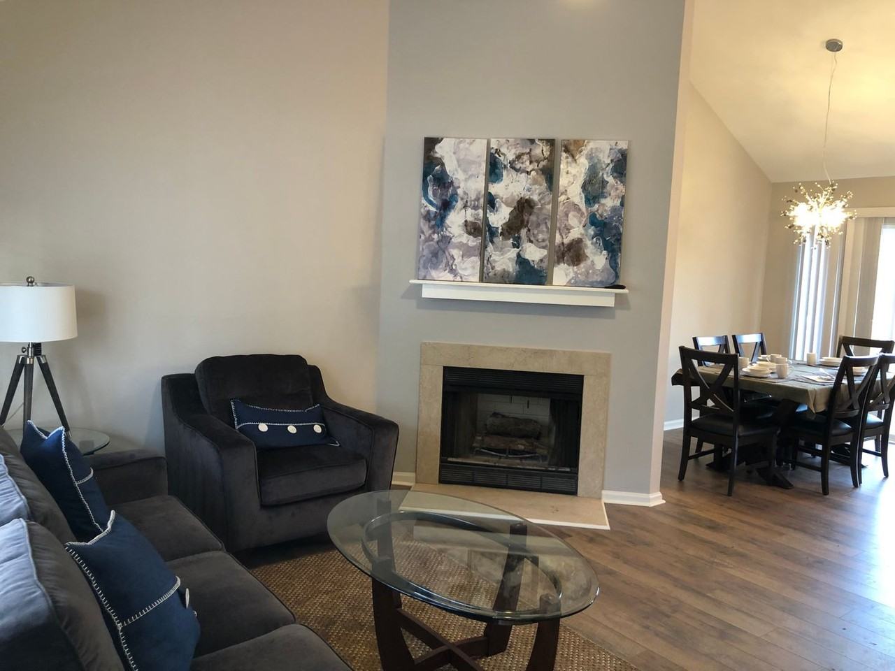 1025 25th Ave N - Photo 3 of 21