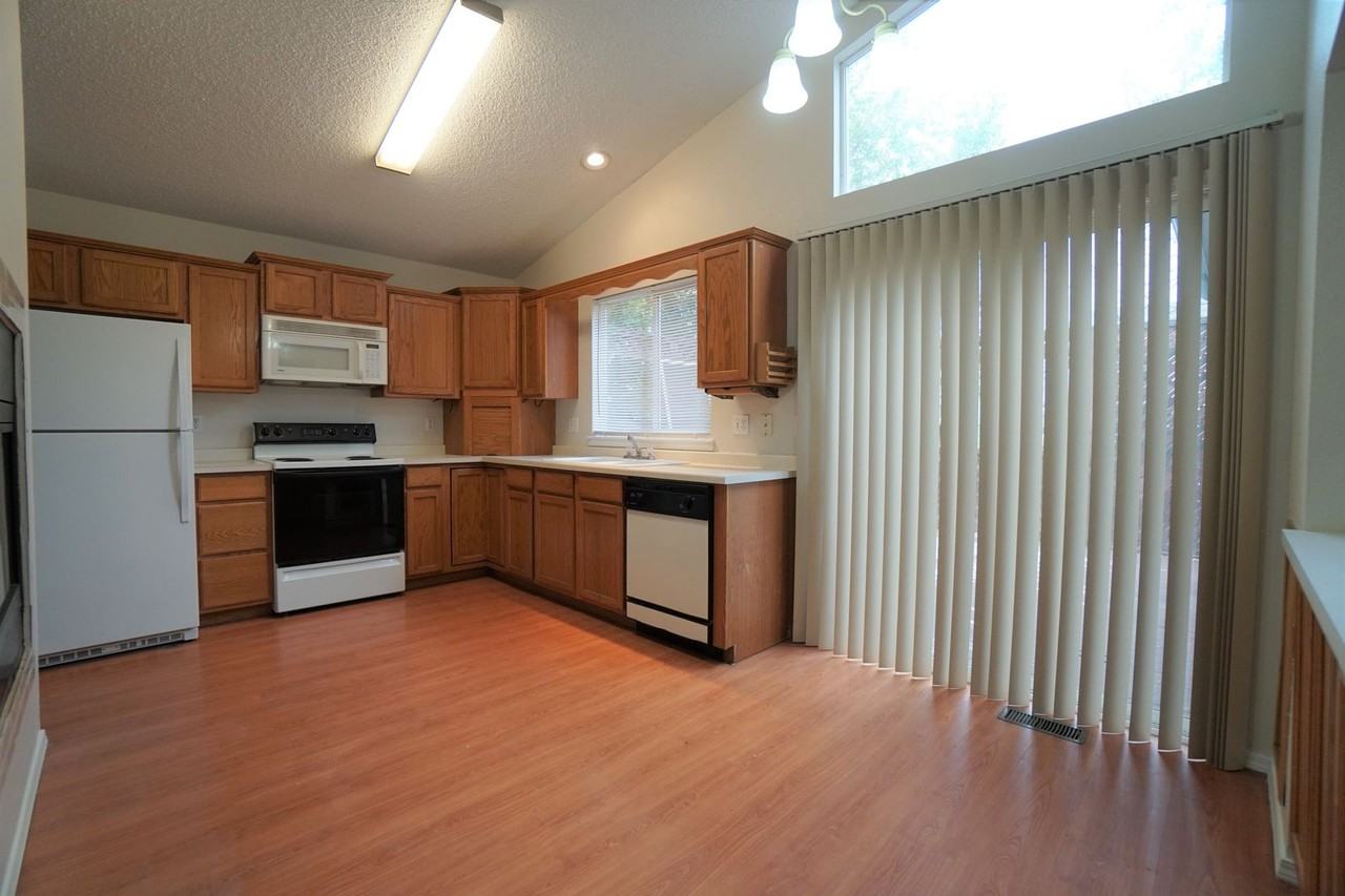 6151 Bow River Dr - Photo 6 of 22