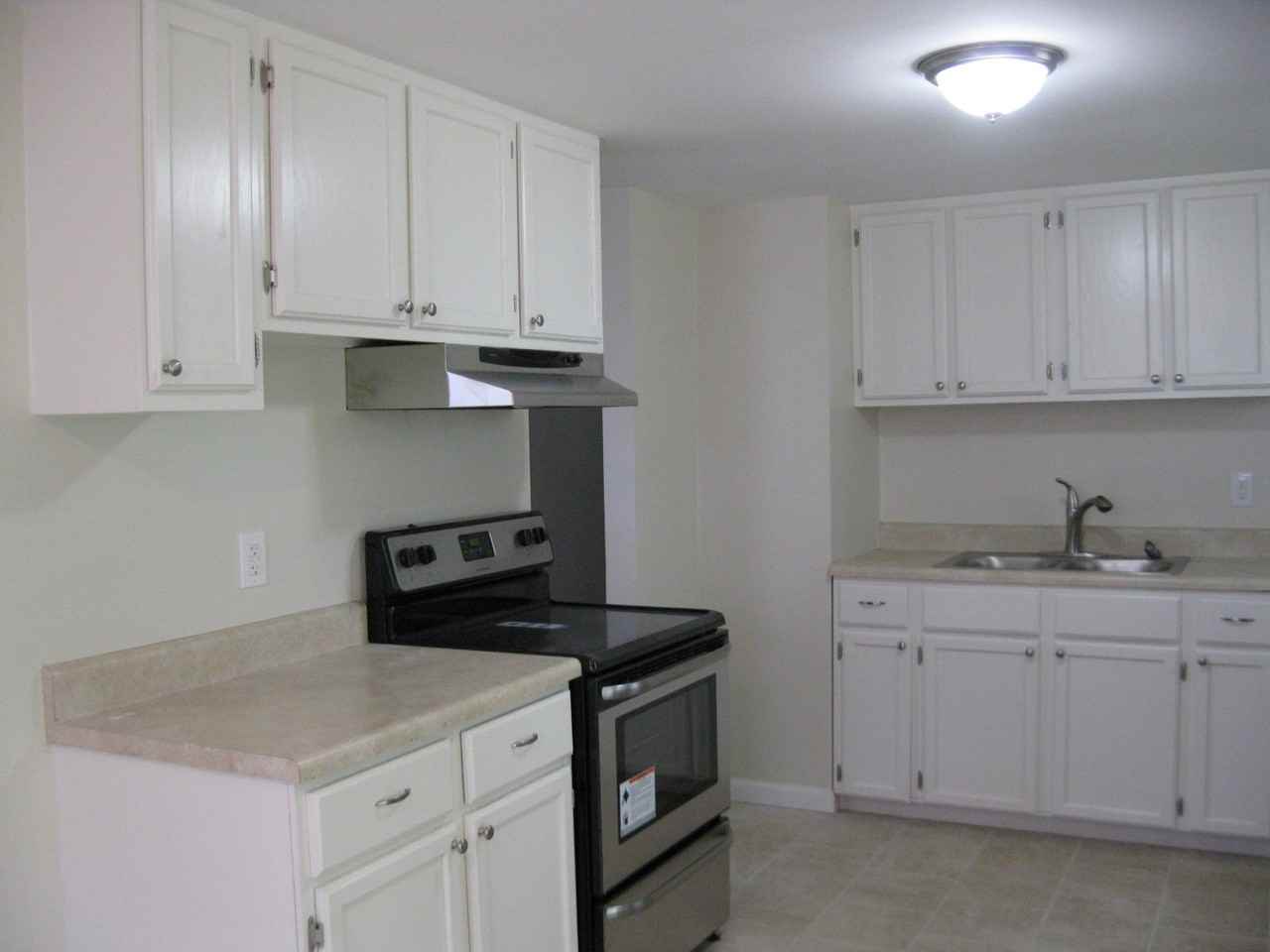 1512 Hastings Dr - Photo 5 of 13