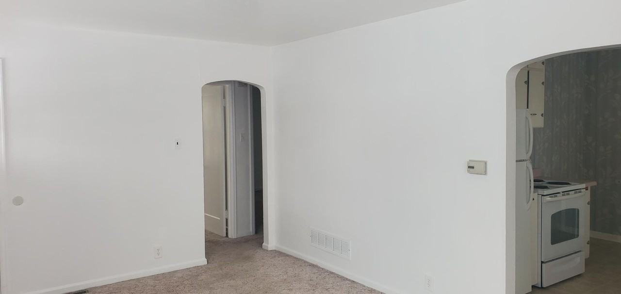 1810 Elm Ave - Photo 6 of 8