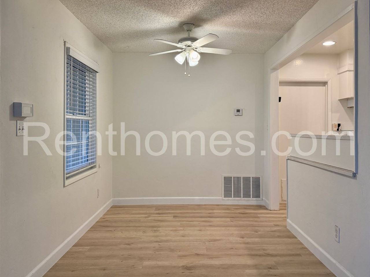 631 Colorado Ave - Photo 3 of 18