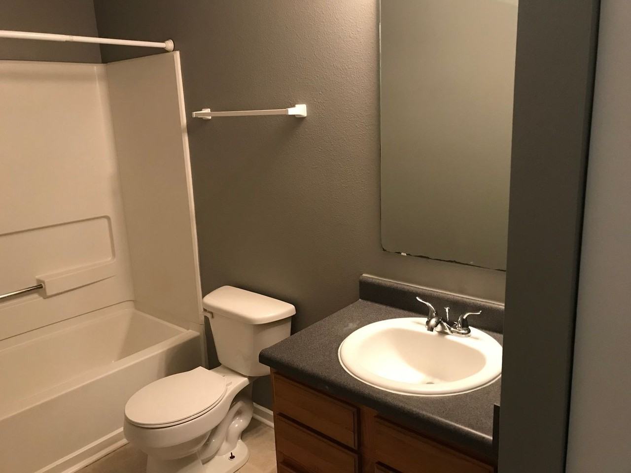 2194 Olympia Dr - Photo 3 of 13