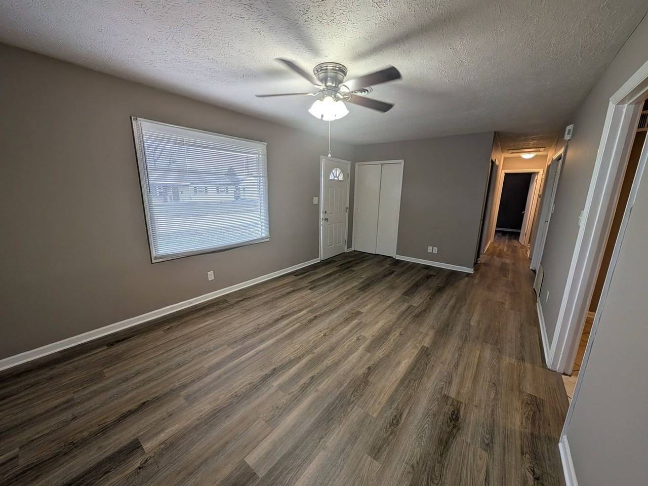 1618 Falke Dr - Photo 2 of 14