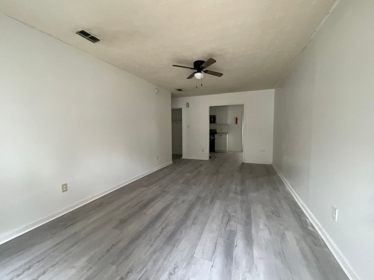 1434 Tangora Ln - Photo 2 of 6