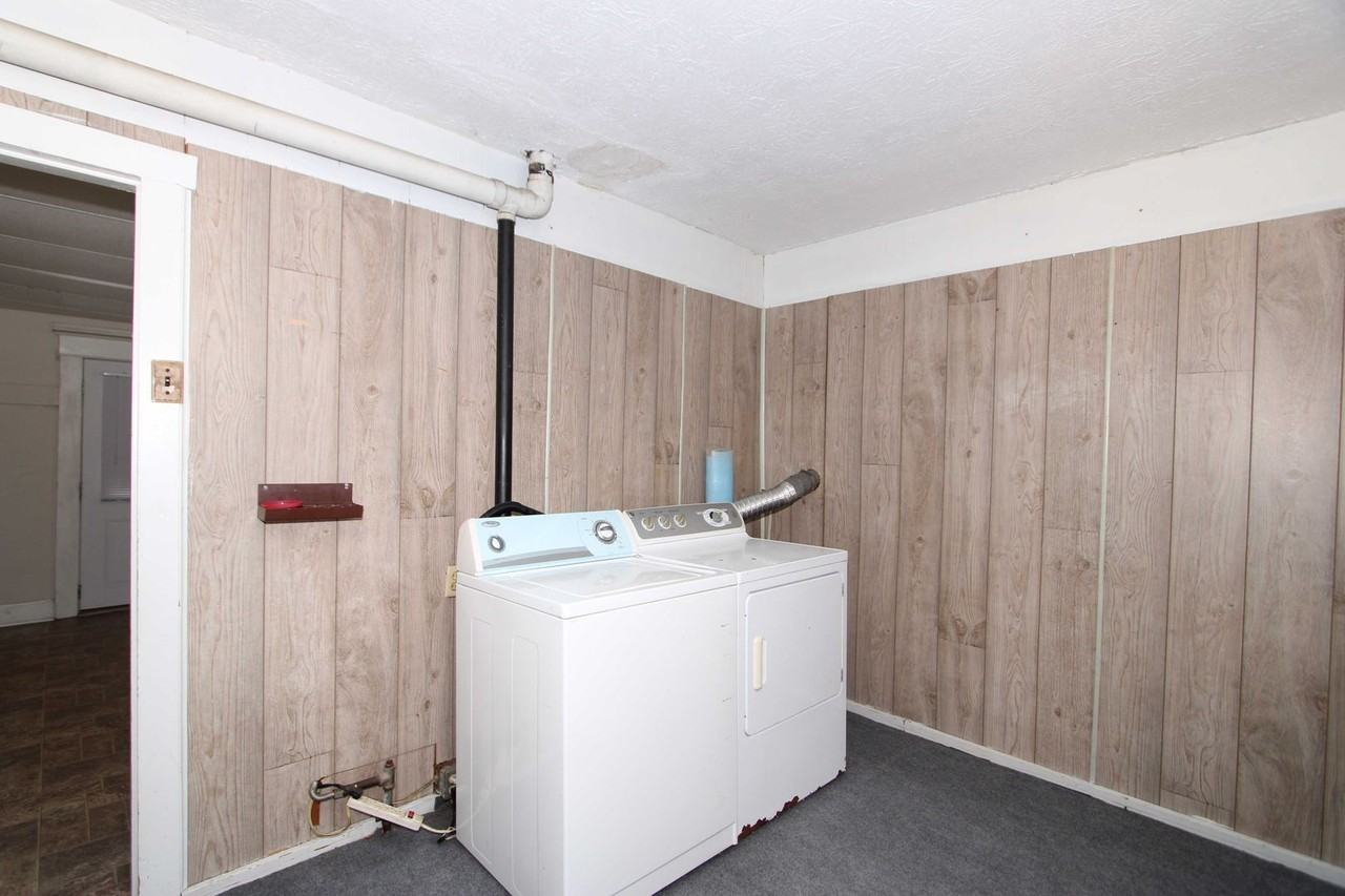 16 S 2nd St - Photo 5 of 19