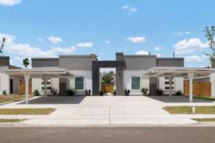 120 W DiamondHead - Photo 1 of 1