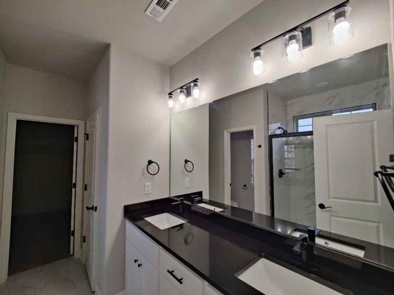 19 Ventnor Cir - Photo 5 of 8