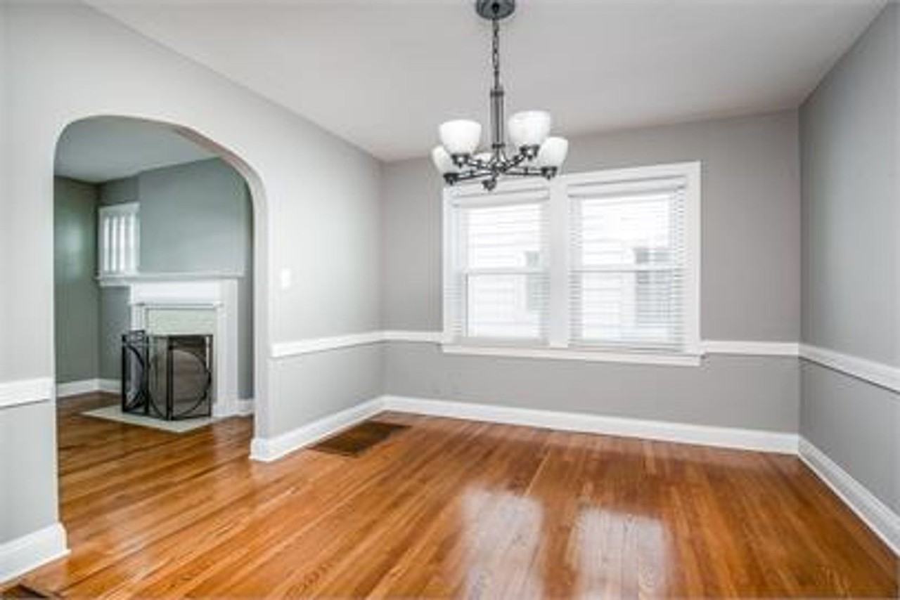 304 Fairlawn Rd - Photo 4 of 13