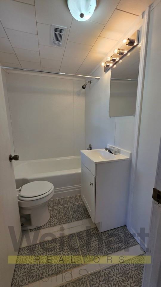 505 N 3rd St - Photo 4 of 8