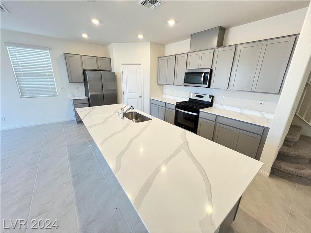 4172 Scarlet Cob Ave - Photo 5 of 21