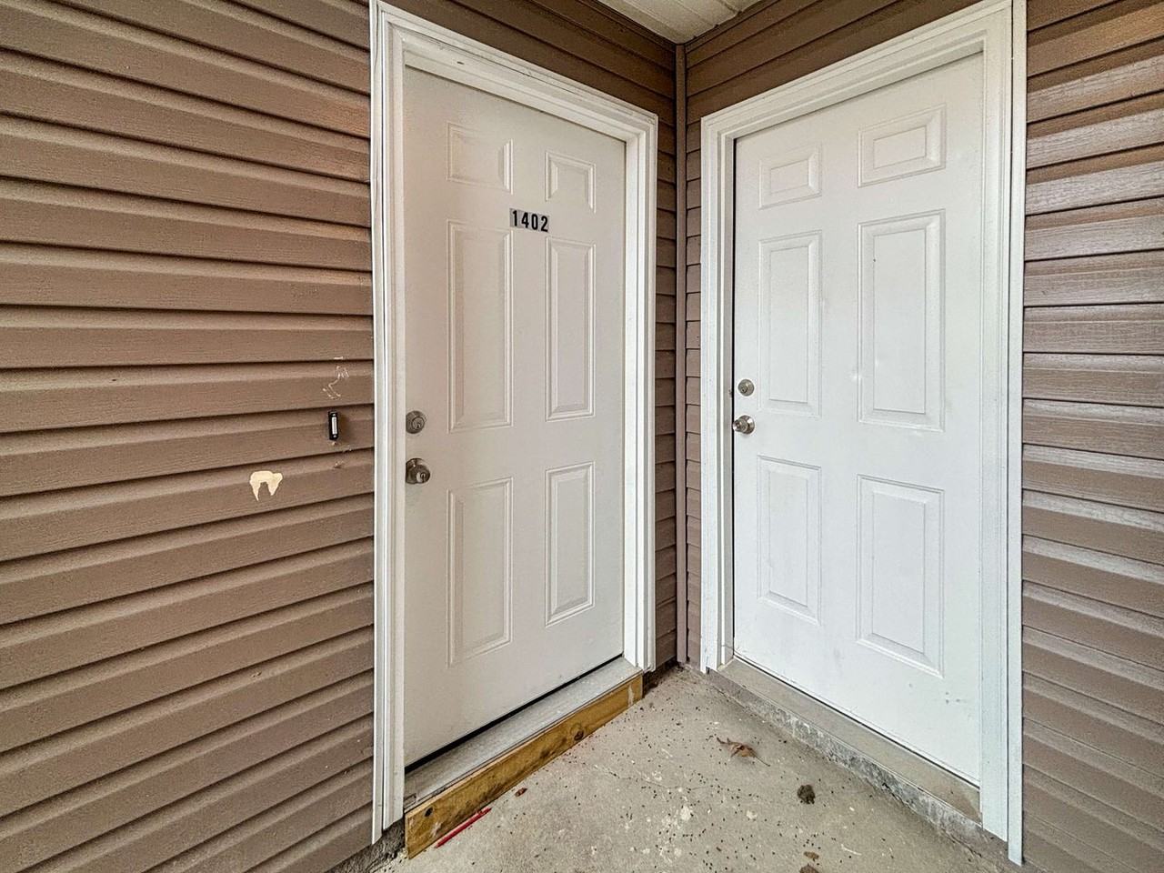 1402 Stonehaven Cir #1402 - Photo 2 of 23