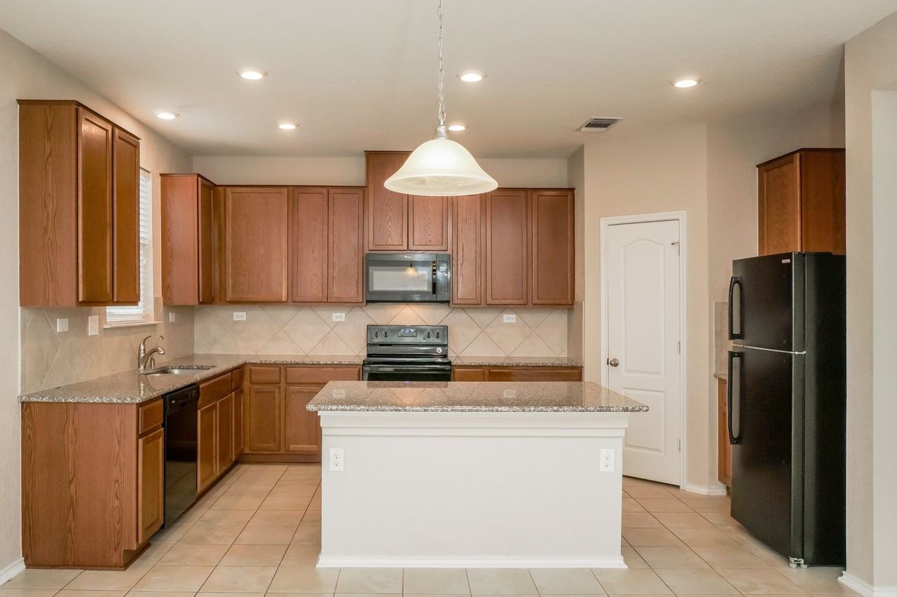 540 Landmark Gate - Photo 5 of 22