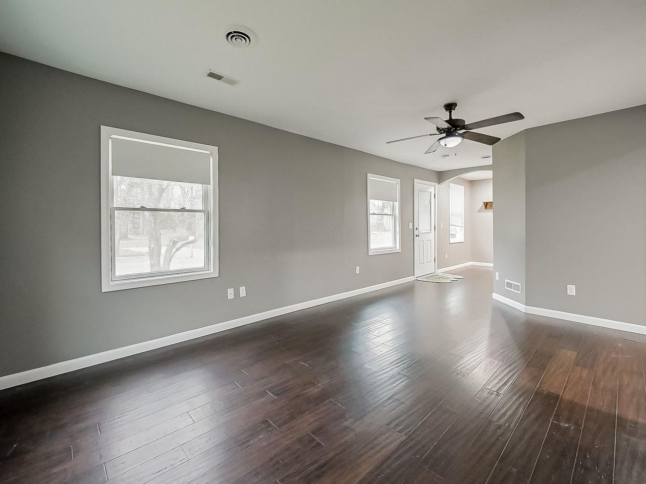 4744 Midland Dr - Photo 2 of 50