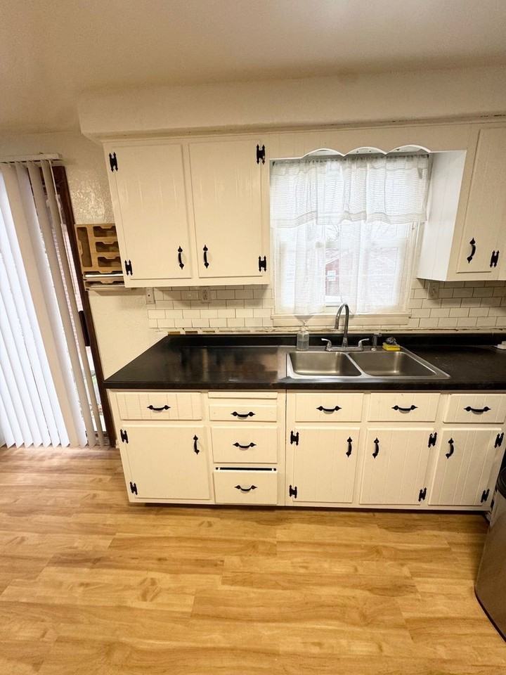 3987 Logans Ferry Rd - Photo 4 of 16