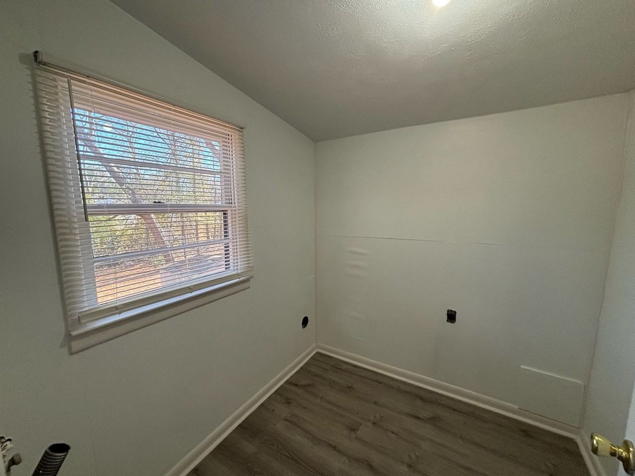 231 17th Ave S - Photo 6 of 13