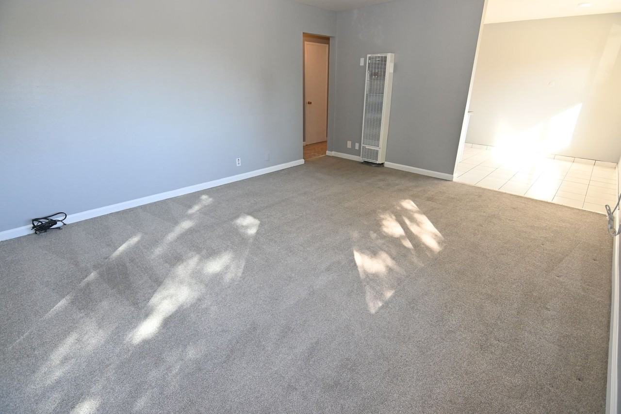 3993 Starview Dr #4 - Photo 6 of 15