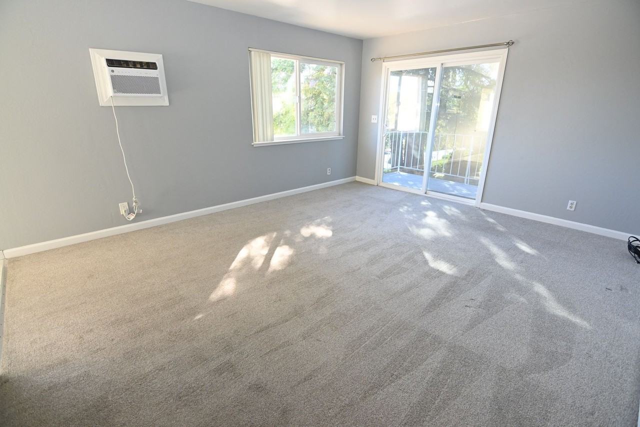 3993 Starview Dr #4 - Photo 7 of 15