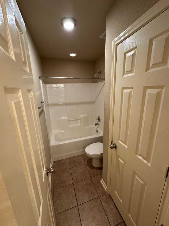 10711 Buck Park - Photo 7 of 13