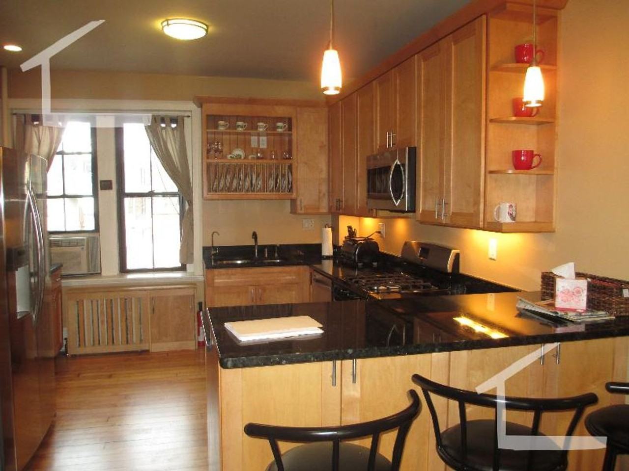 1169 Commonwealth Ave - Photo 3 of 7