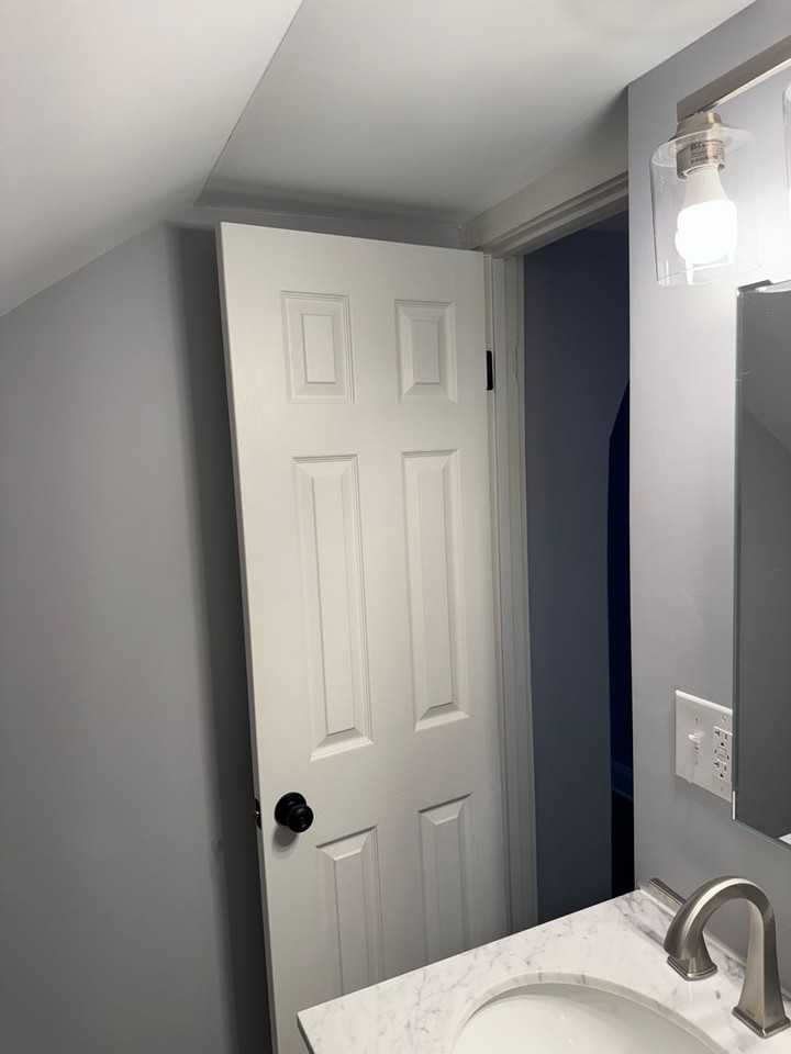 506 E 25th St 2nd Fl - Photo 5 of 16