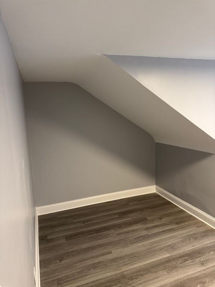 506 E 25th St 2nd Fl - Photo 6 of 16