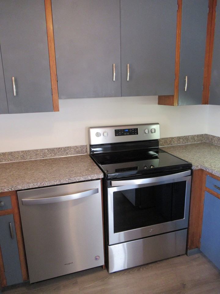 903 Cunningham Ln S - Photo 5 of 14