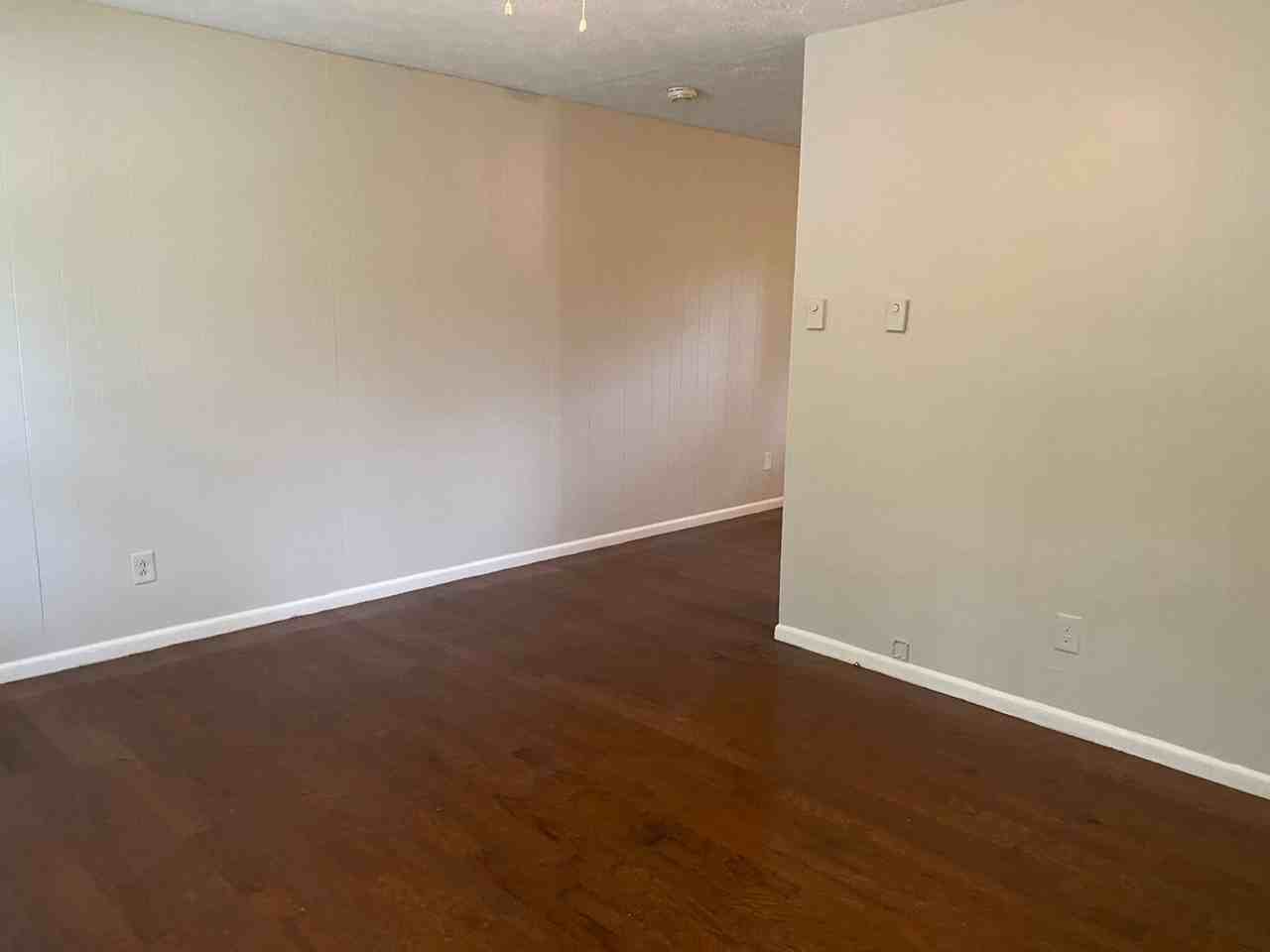 777 Jeb Stuart Dr - Photo 2 of 10