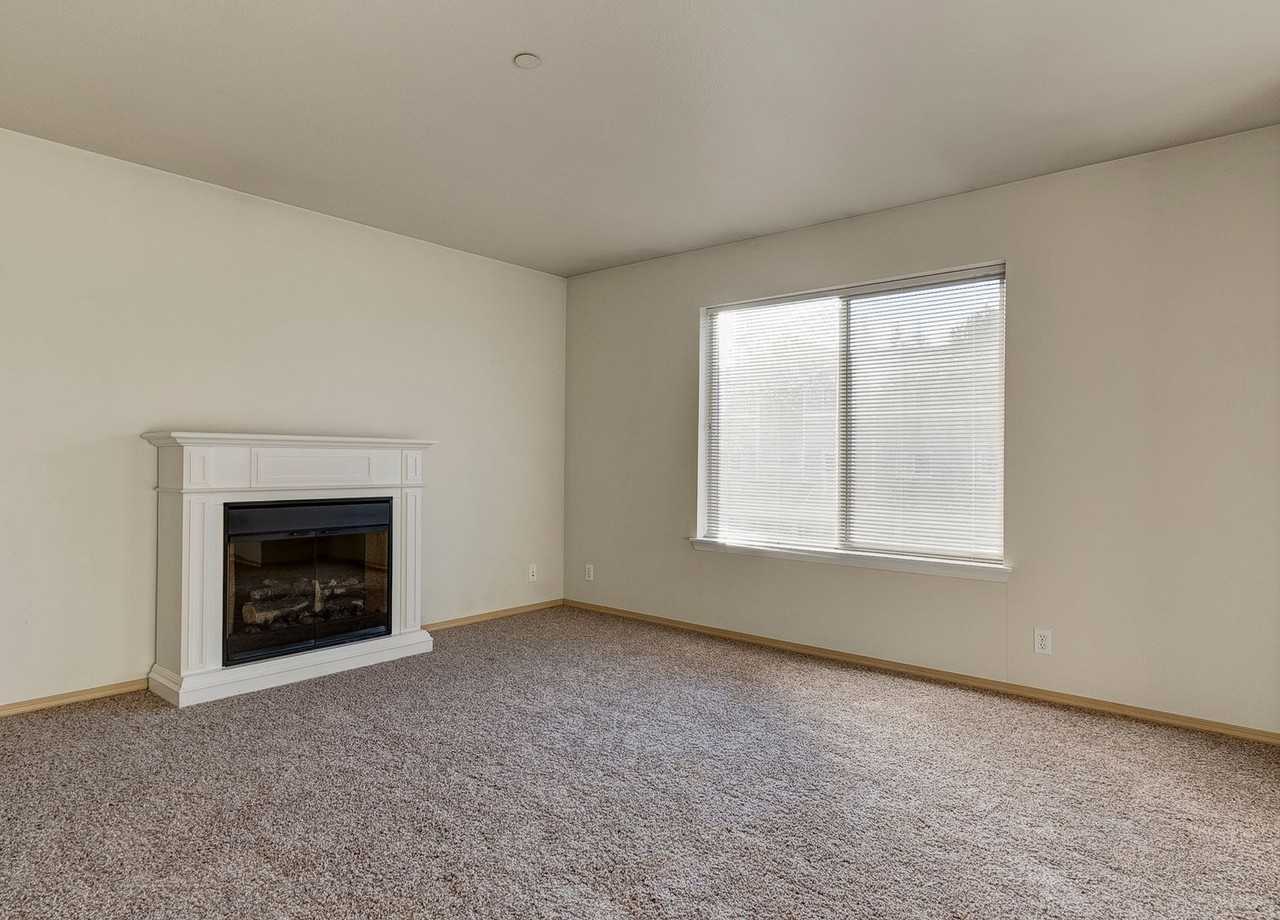 1670 Sw Mulberry Pl #B303 - Photo 4 of 19