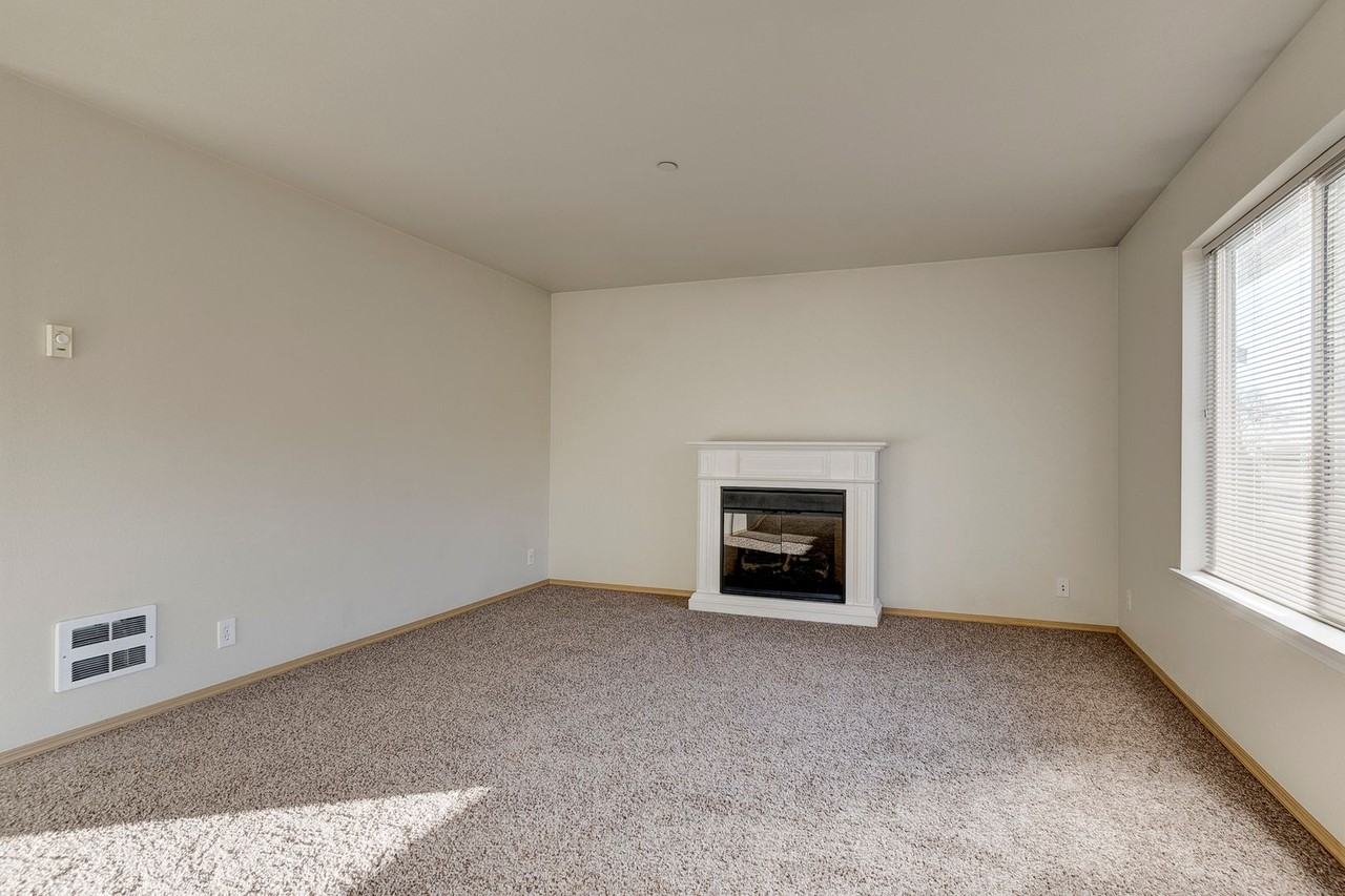 1670 Sw Mulberry Pl #B303 - Photo 5 of 19