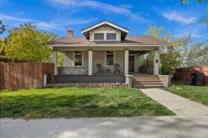 featured image of 302 S Lincoln St