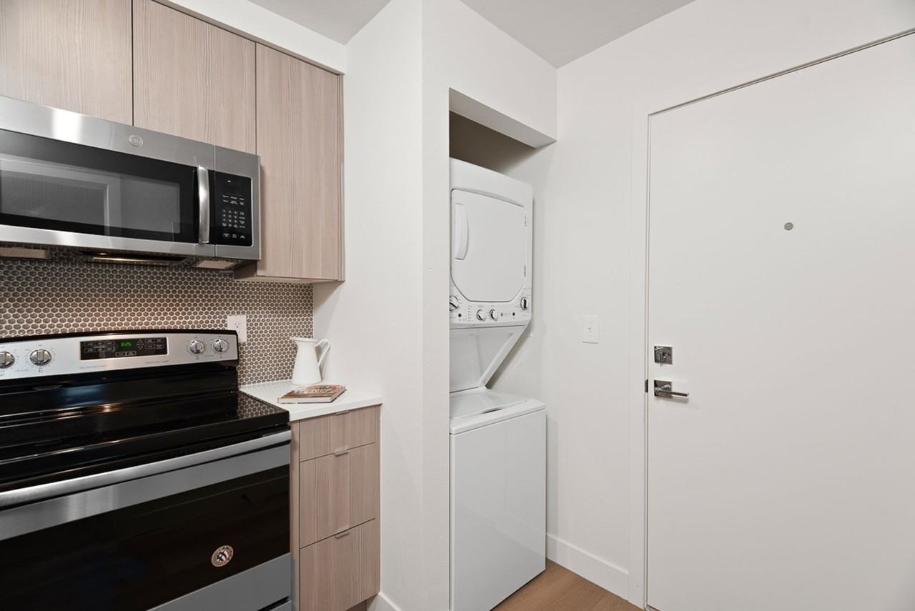 Viola - Photo 7 of 24