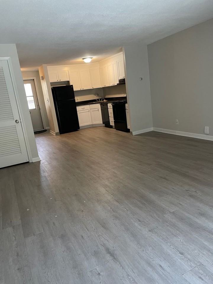 Horne Ave - Photo 2 of 8