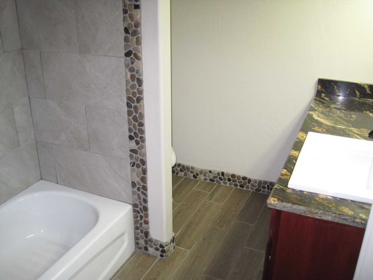 864 Virginia Dr - Photo 3 of 14