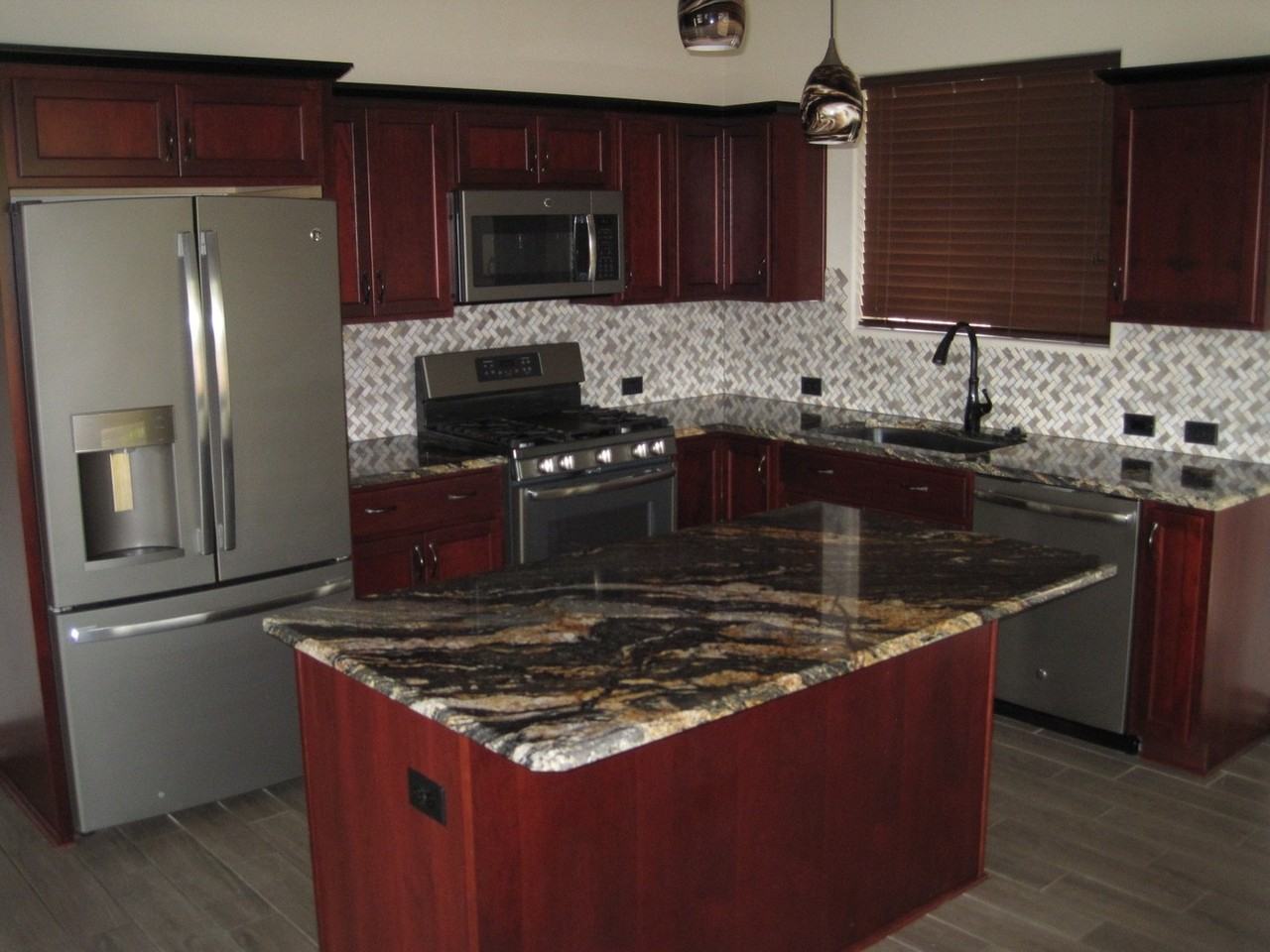 864 Virginia Dr - Photo 6 of 14