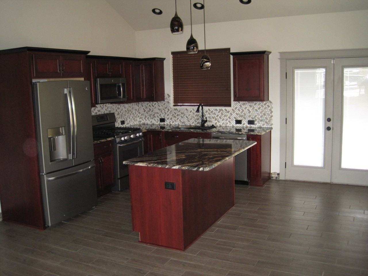 864 Virginia Dr - Photo 7 of 14