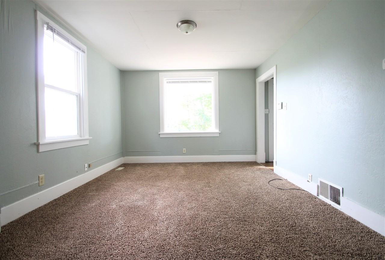 2516 Corby St - Photo 4 of 8