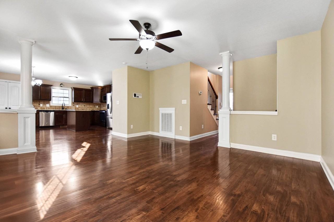 3784 Tradewinds Ter - Photo 5 of 20