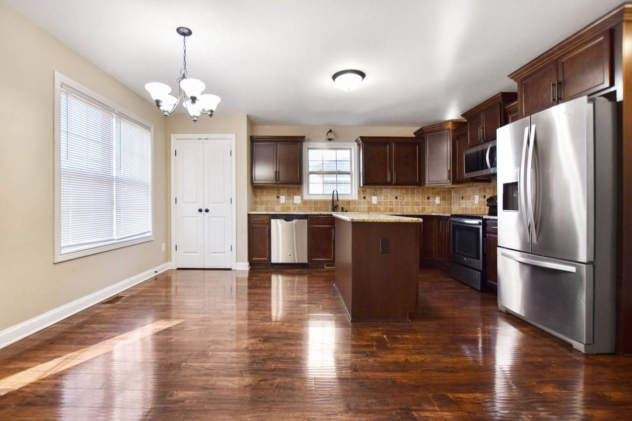 3784 Tradewinds Ter - Photo 6 of 20