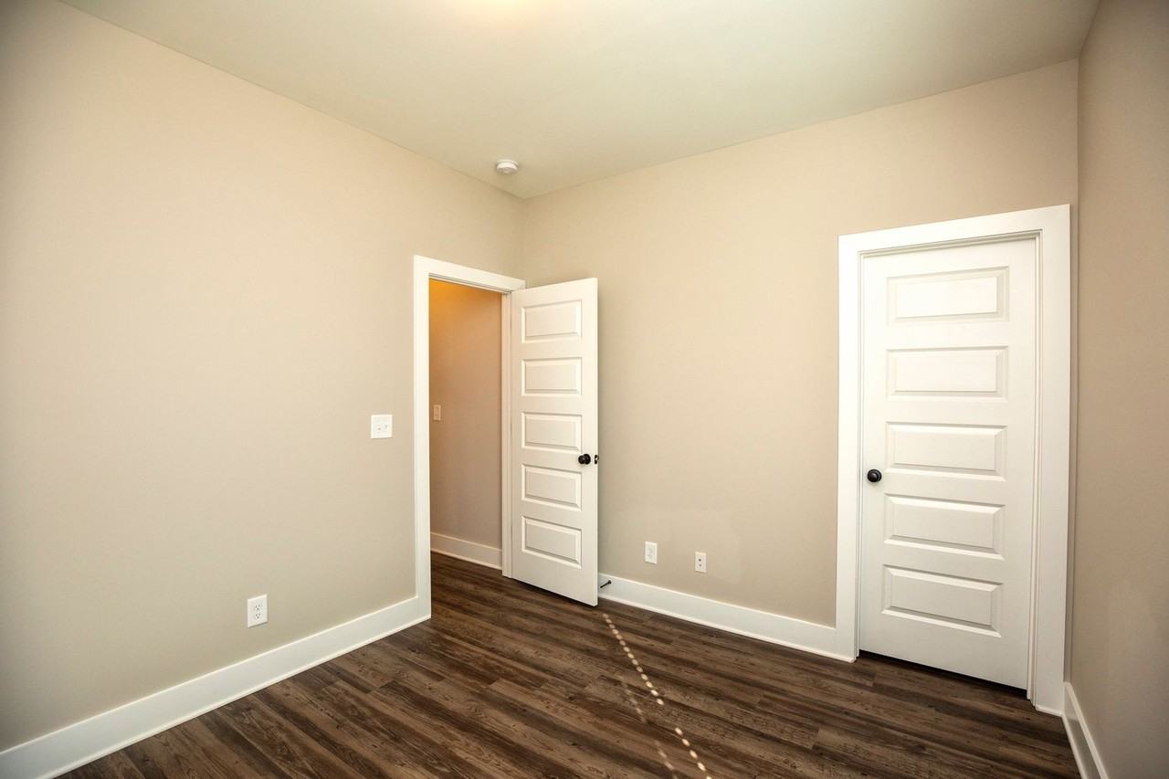 1254 Shades Ter - Photo 5 of 27