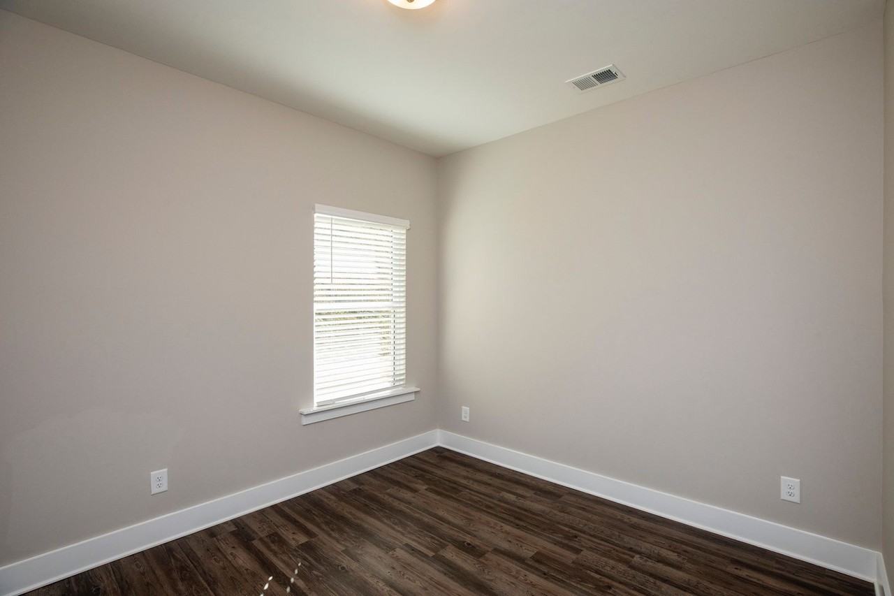 1254 Shades Ter - Photo 6 of 27