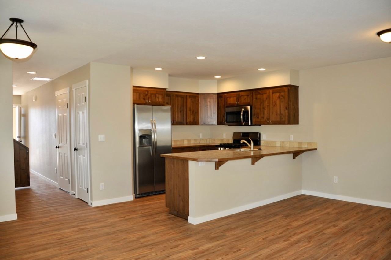 309 W Haycraft Ave - Photo 5 of 22