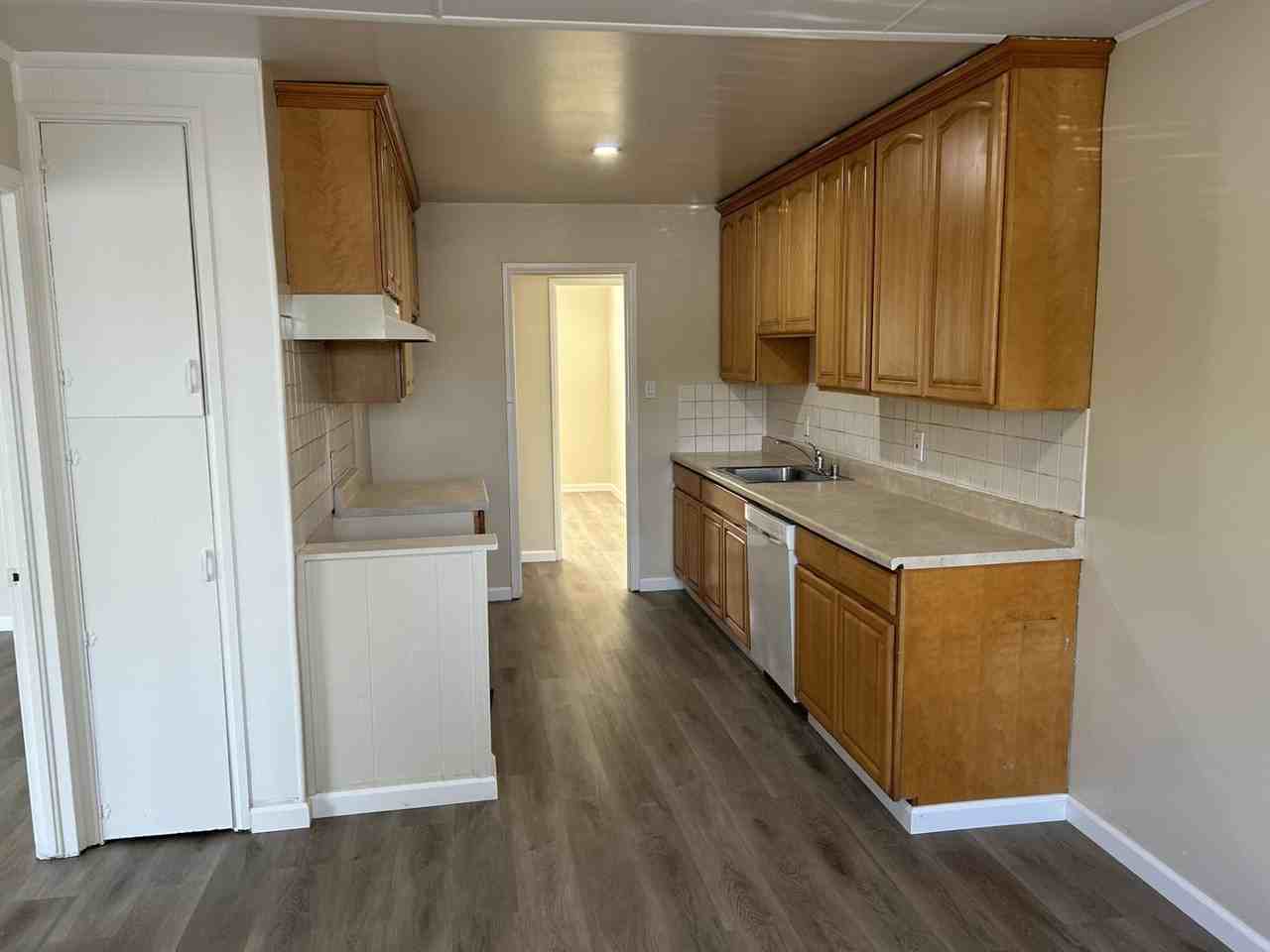 3215 Hazelwood St - Photo 6 of 21