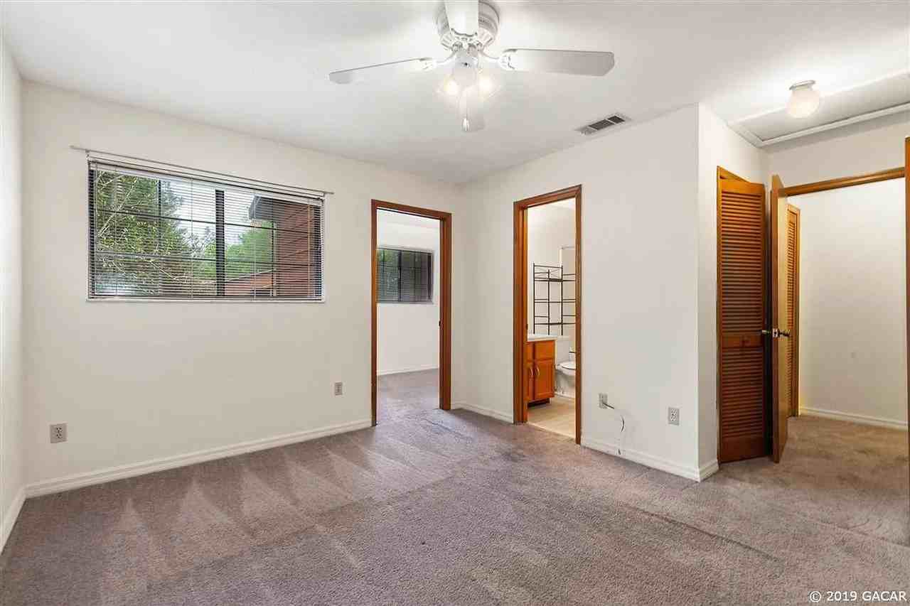 960 Sw 55th Ter - Photo 6 of 9