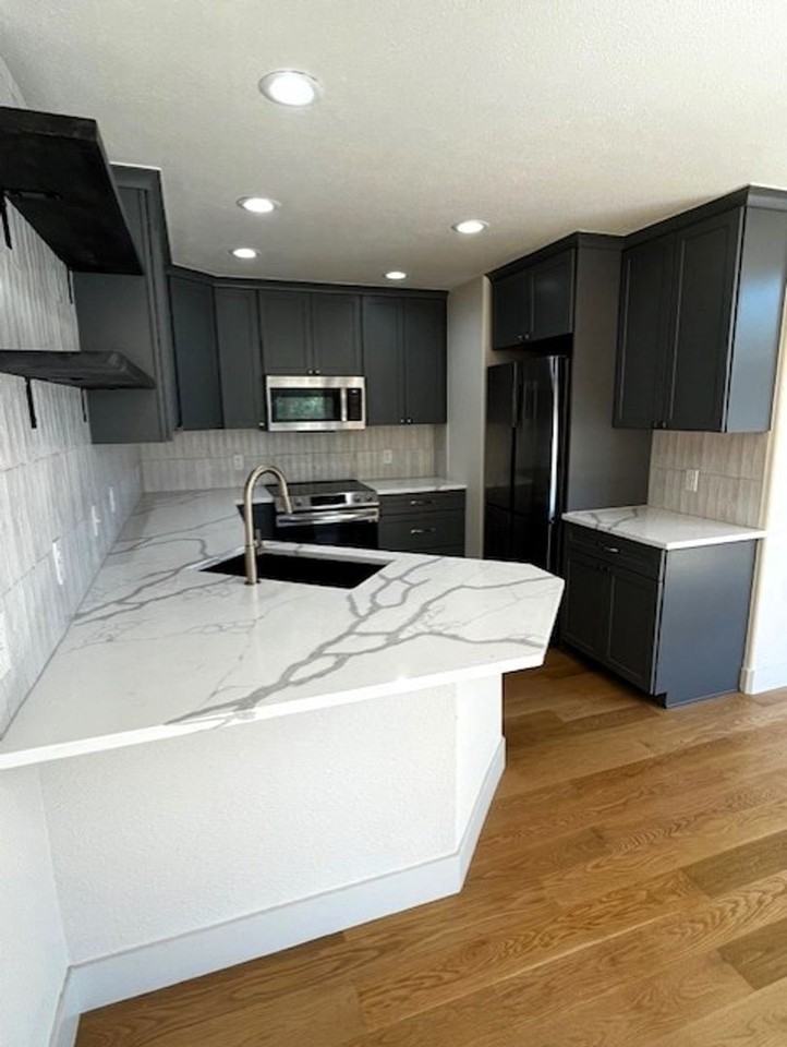 55 Salt Lick Pl - Photo 4 of 32