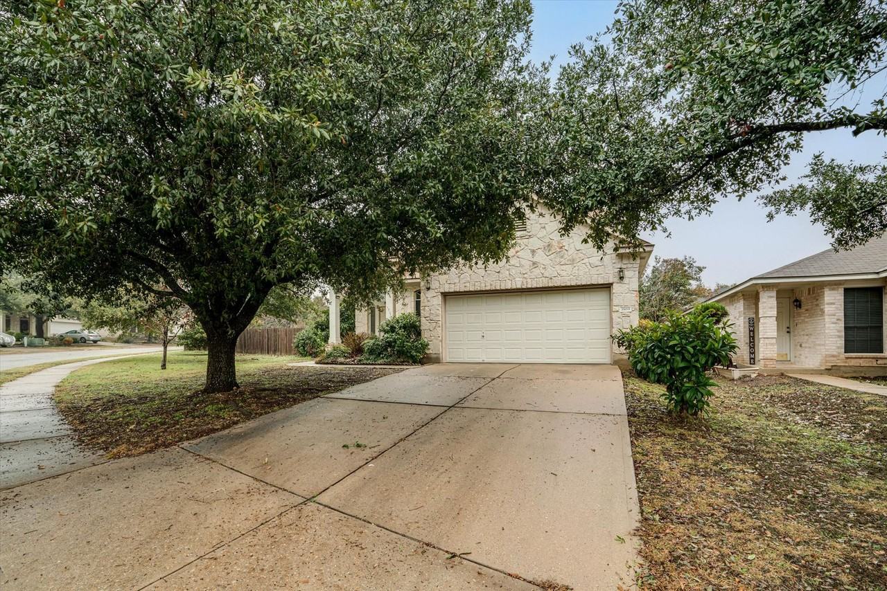 3869 Willie Mays Ln - Photo 2 of 20