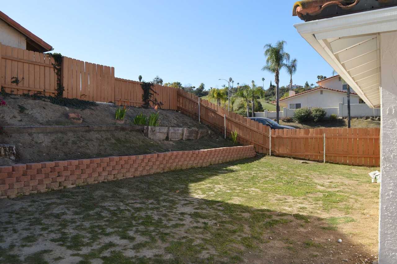 5904 Snaffle Bit Pl - Photo 2 of 25