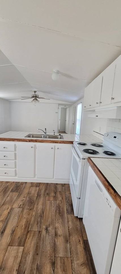 3135 Calloway Dr Lot 19 - Photo 5 of 28