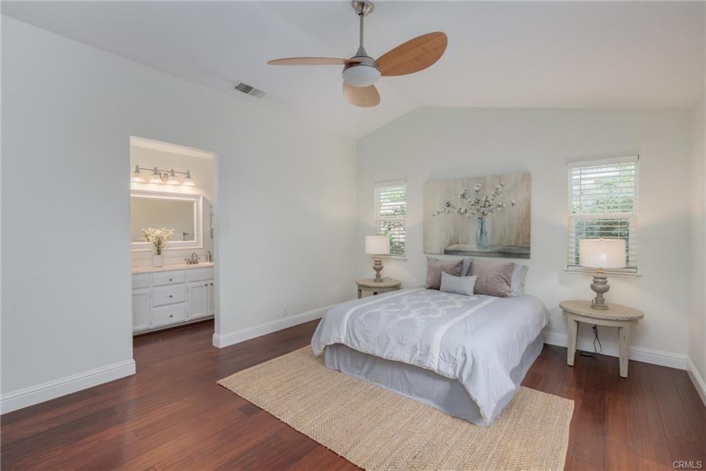 7 Heartwood Ct - Photo 2 of 15