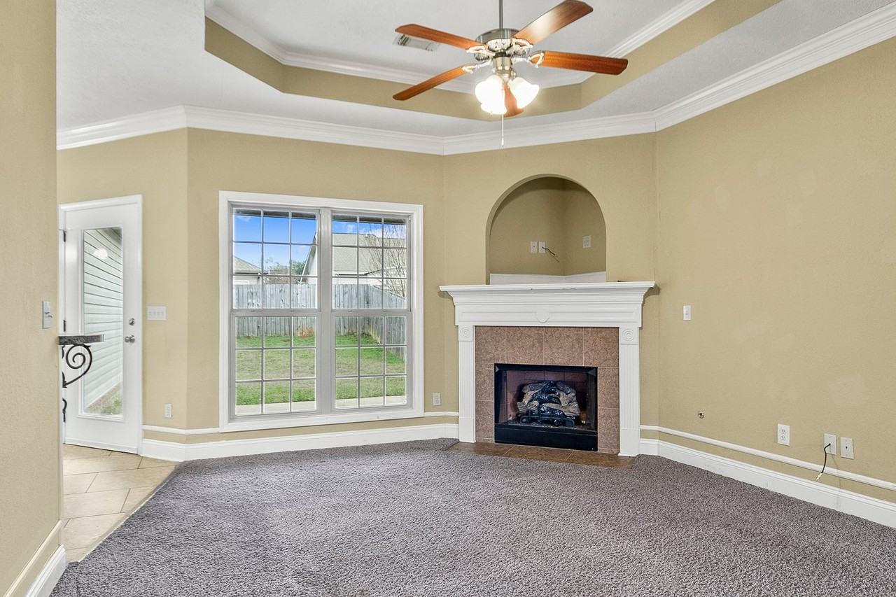 280 Old Bridge Rd - Photo 5 of 26