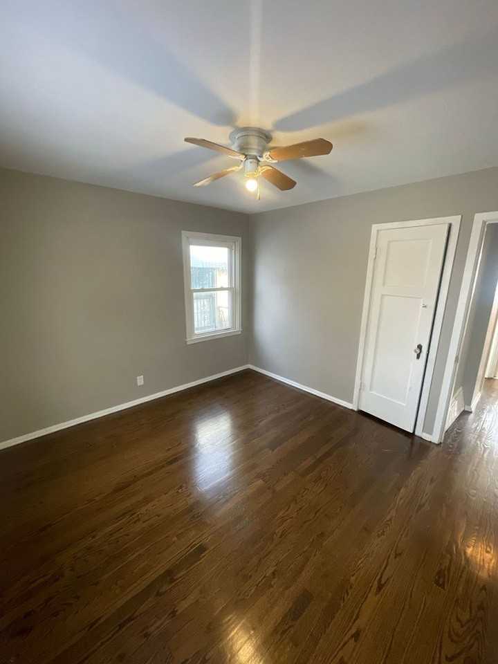 4718 N 21st St - Photo 7 of 7